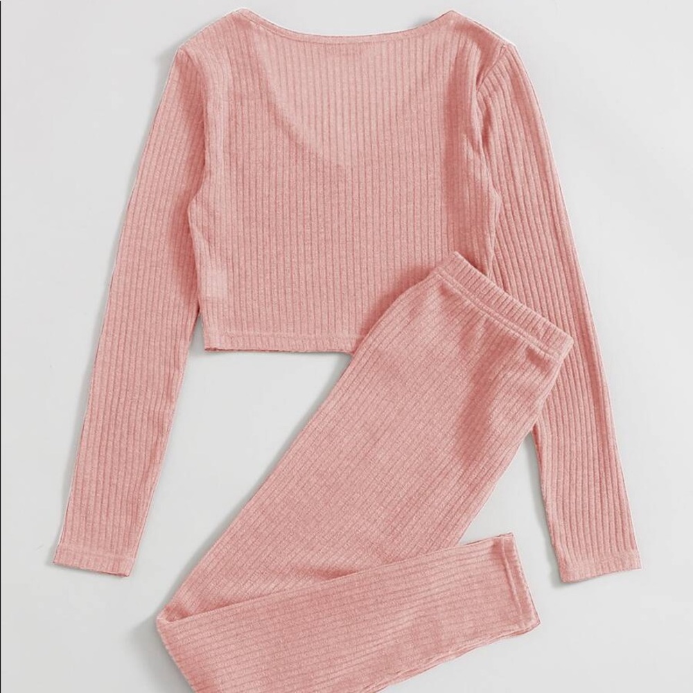 COZY SET💗💕 - Picture 2 of 4